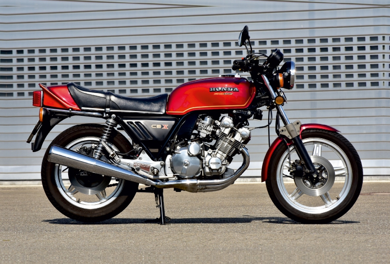 Ein Motiv aus dem Kalender Honda CBX 1000