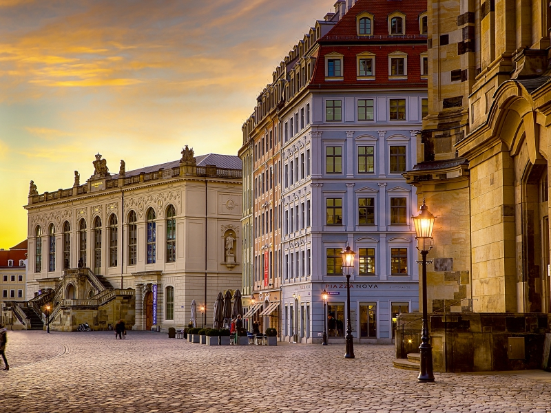 Der Neumarkt mit Blick zum Jüdenhof