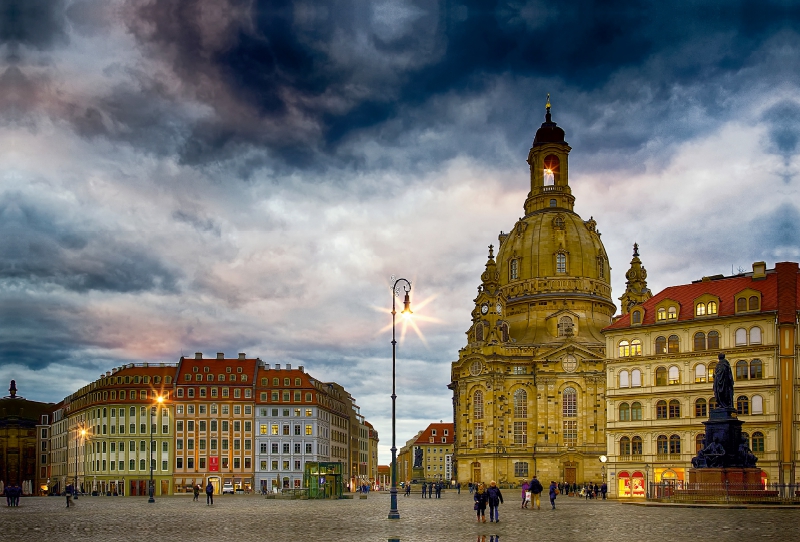 Der Neumarkt mit Blick zur Frauenkirche