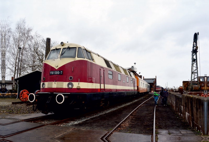 118 586 in Staßfurt