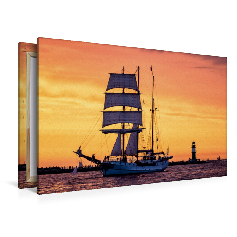 Ein Motiv aus dem Kalender Windjammer auf der Ostsee im Abendlicht