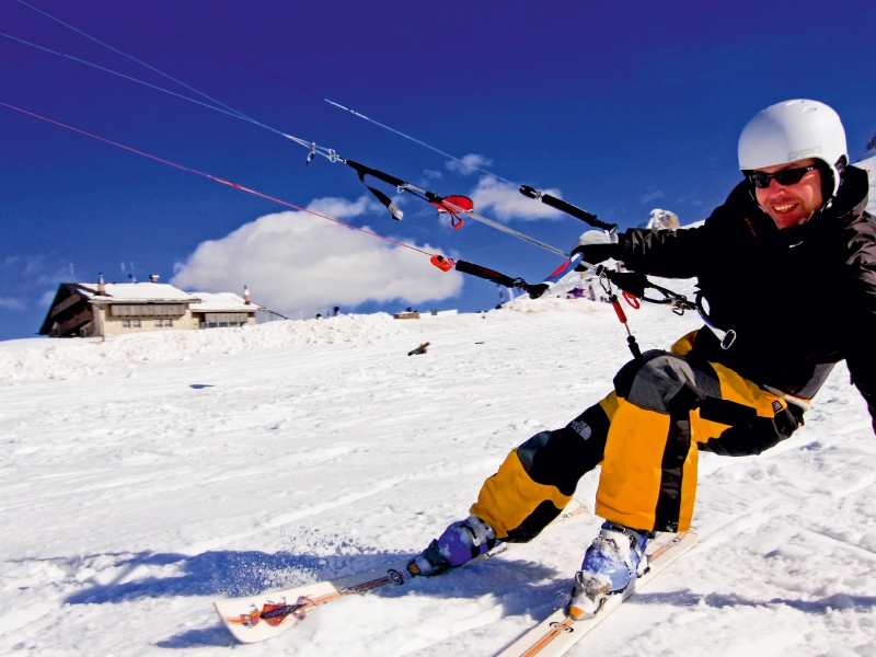 Ein Motiv aus dem Kalender Snowkiting