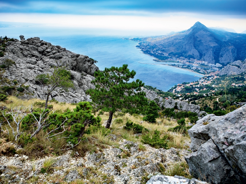 Adriatische Küste bei Omis