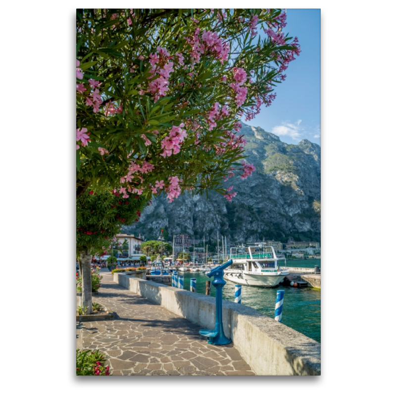 GARDASEE Hafen und Uferpromenade in Limone sul Garda