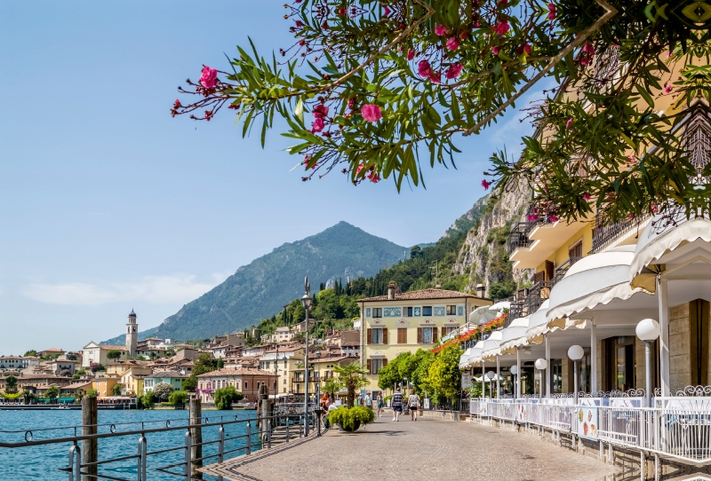 GARDASEE Limone sul Garda Uferpromenade