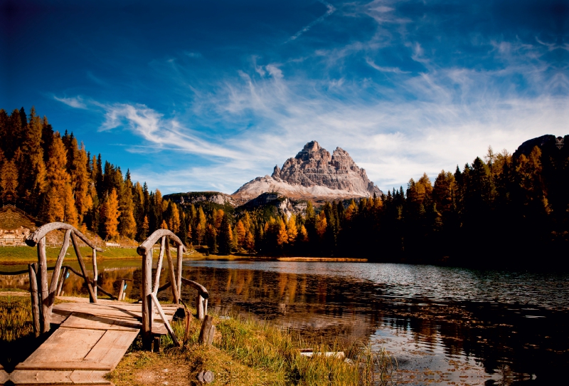 Toblacher See im Herbst