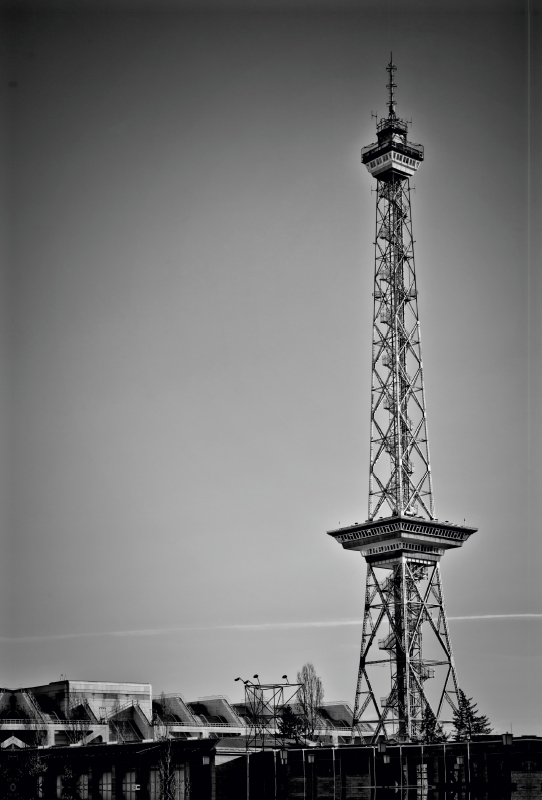 BERLIN Funkturm  Monochrom