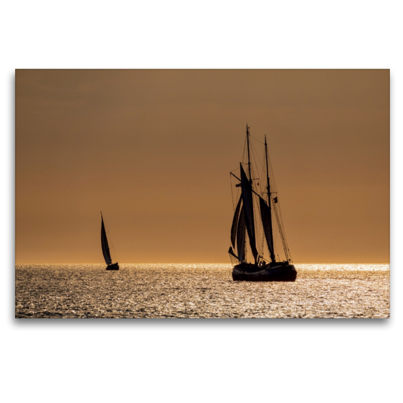 Ein Motiv aus dem Kalender Windjammer auf der Ostsee im Abendlicht