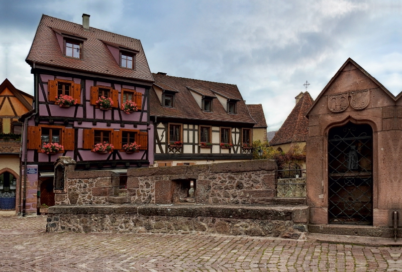 Befestigte Brücke in Kaysersberg, Elsass, Frankreich