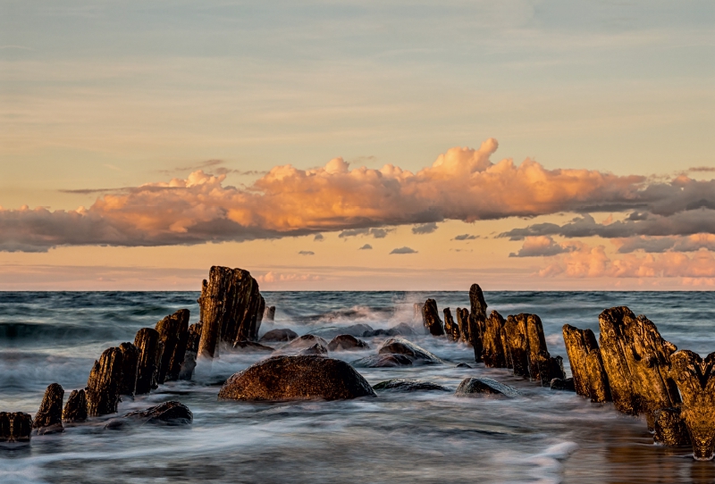 Buhnen an der Ostseeküste