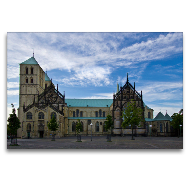 Der St. Paulus-Dom ist in seiner heutigen Gestalt ein Werk des 13. Jahrhunderts.