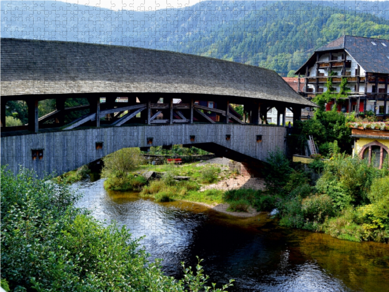 Historische Holzbrücke - Wahrzeichen von Forbach