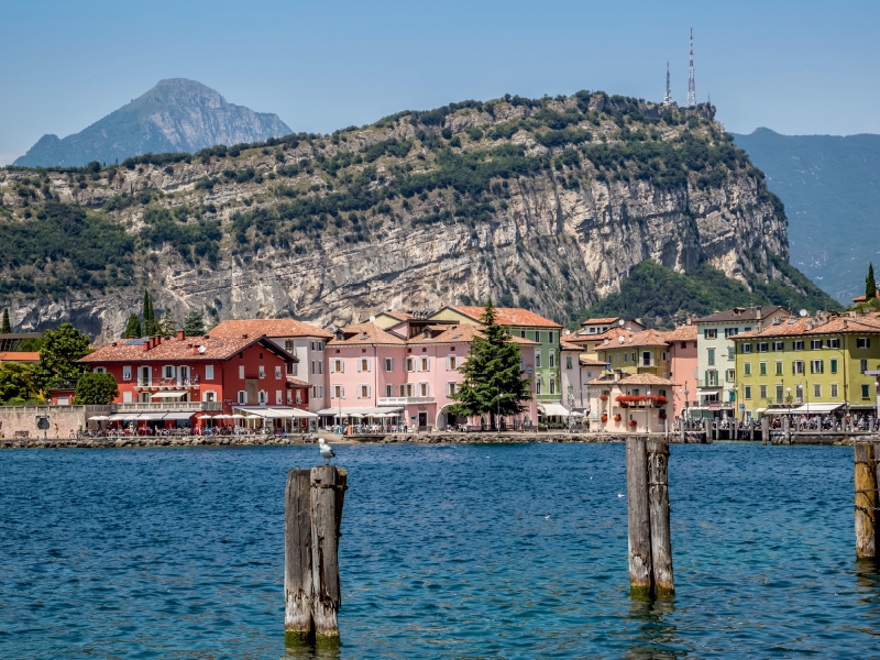 GARDASEE Uferpromenade von Torbole