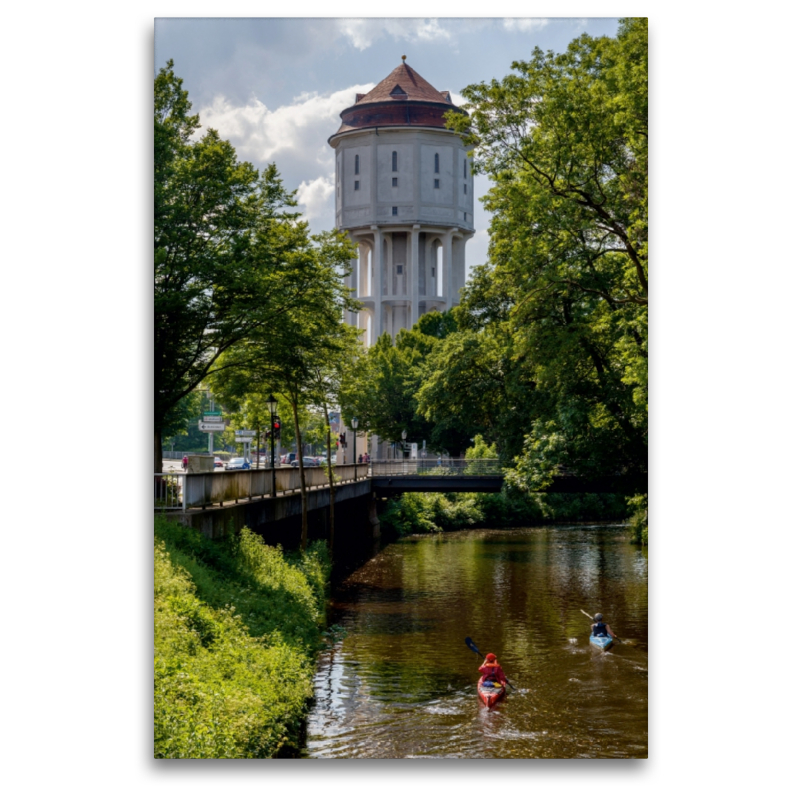 Emder Wasserturm und Stadtgraben