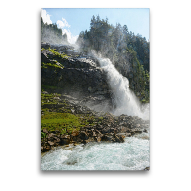 Unterer Wasserfall. Krimmler Wasserfälle im Salzburger Land (Österreich)