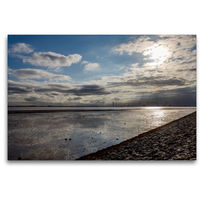 Wolken über dem Dollart in Ostfriesland