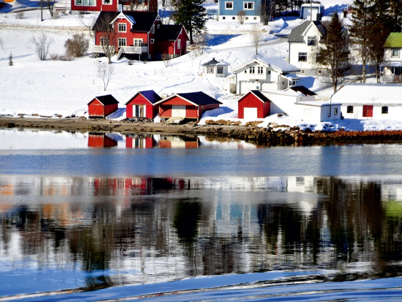 Siedlung auf dem Weg nach Tromsø