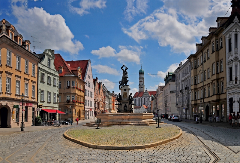 Herkulesbrunnen in der Maximilianstraße, Augsburg