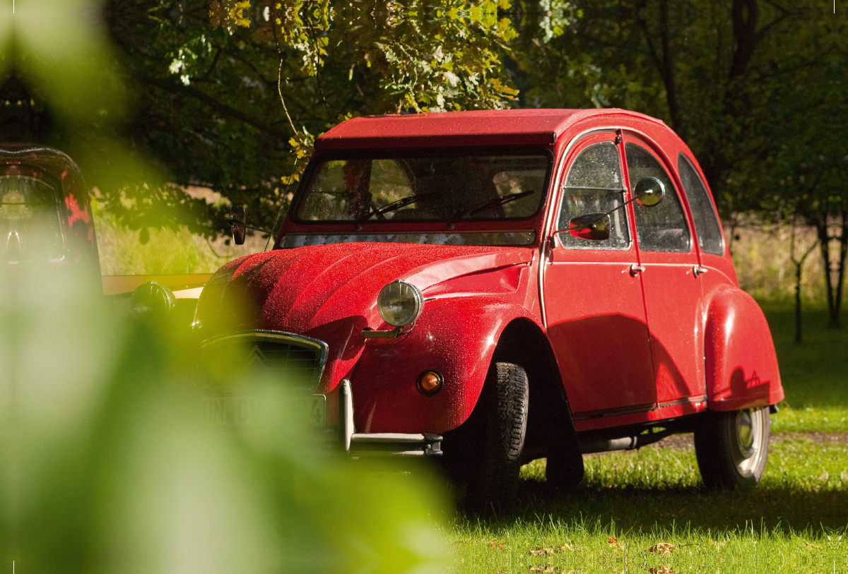 2CV nach einem Regenguss