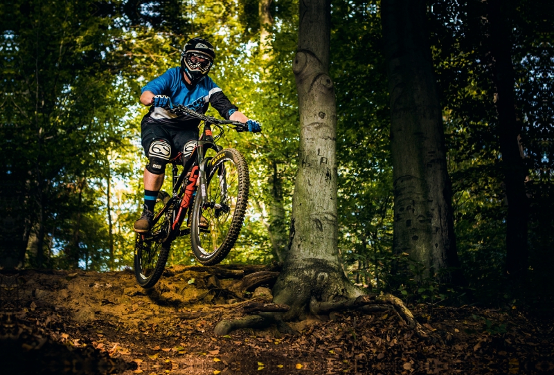 Ein Motiv aus dem Kalender Mountainbike Action