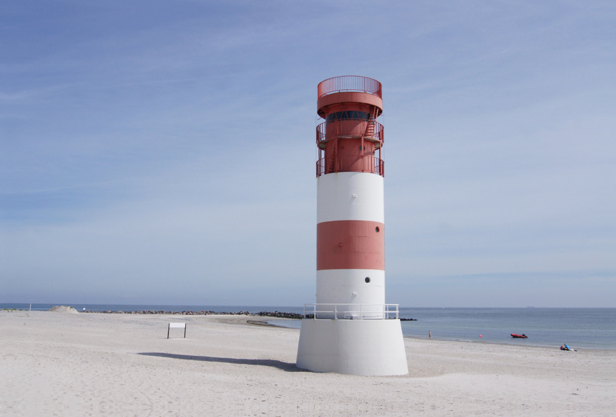 Leuchtturm auf Helgoland-Düne