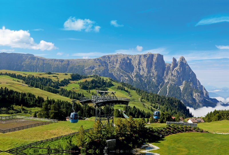 Ein Motiv aus dem Kalender Urlaub auf der Seiser Alm