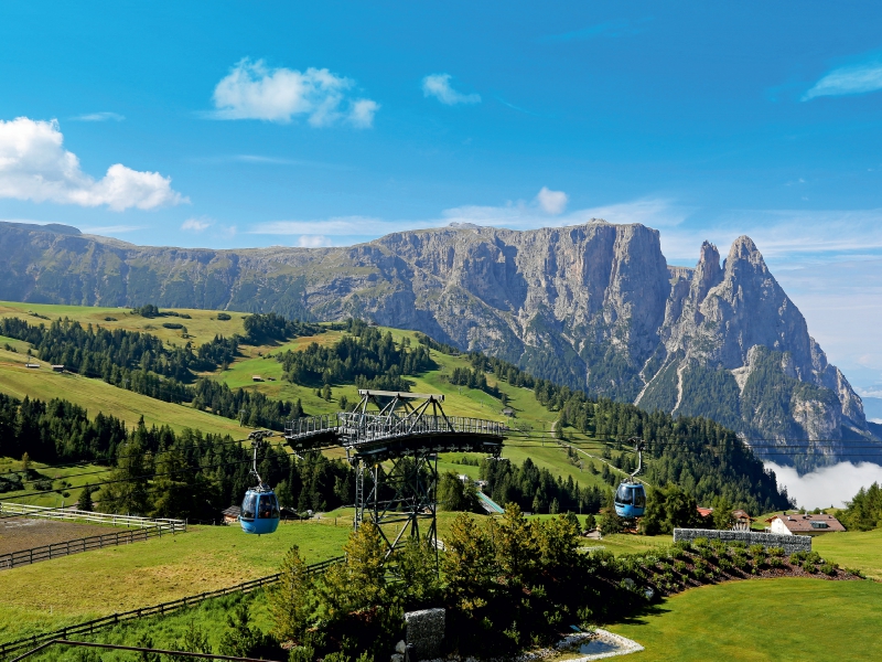 Ein Motiv aus dem Kalender Urlaub auf der Seiser Alm