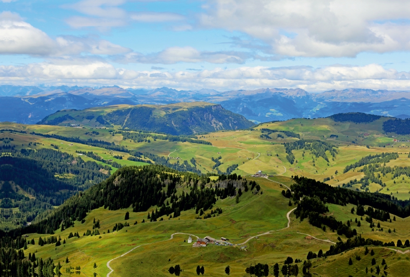 Ein Motiv aus dem Kalender Urlaub auf der Seiser Alm