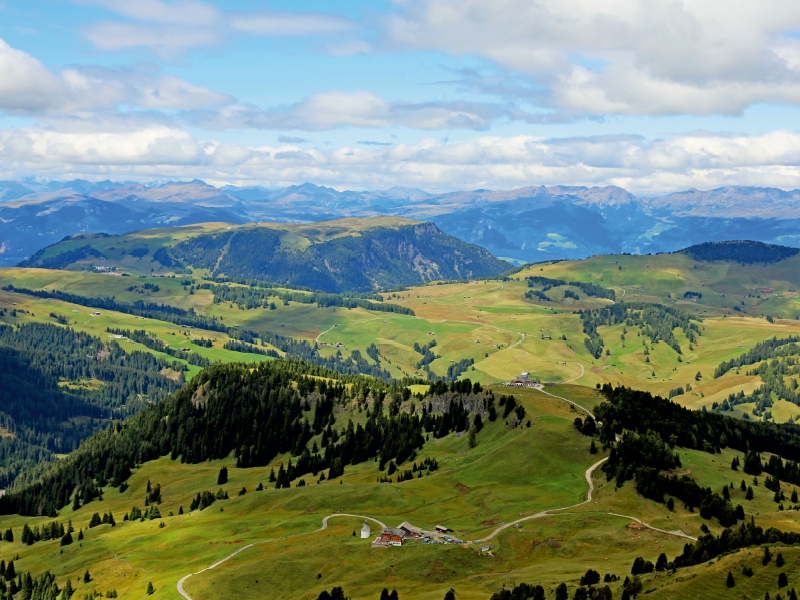 Ein Motiv aus dem Kalender Urlaub auf der Seiser Alm