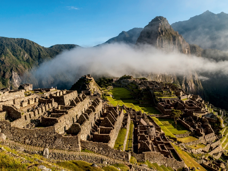 Machu Picchu im Morgennebel