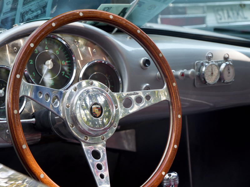 Ein Motiv aus dem Kalender Classic Car Cockpits