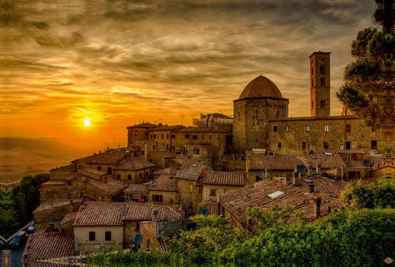 Sonnenuntergang in Volterra