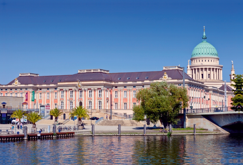 POTSDAM Landtagsneubau und Nikolaikirche