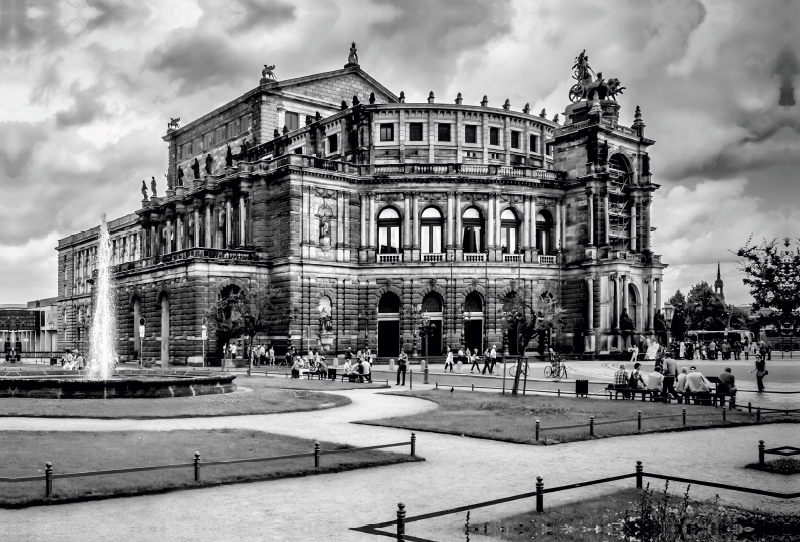 DRESDEN Semperoper