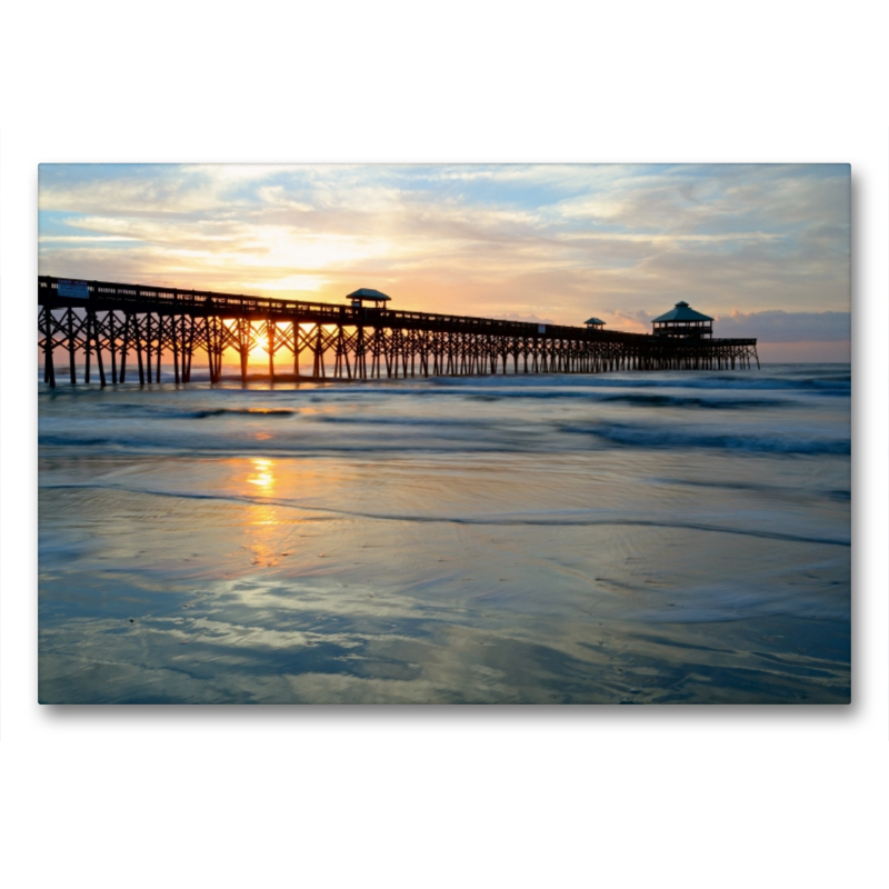 Folly Beach Pier bei Sonnenaufgang, Charleston, South Carolina, USA