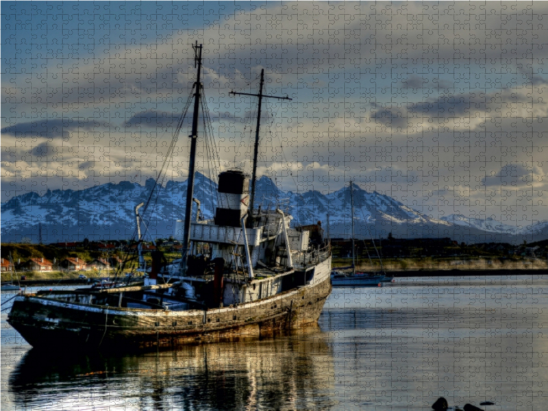 Schiffswrack der Saint Christopher im Hafen von Ushuaia