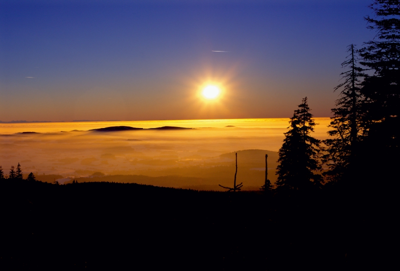 Sonnenuntergang über Wolkenmeer