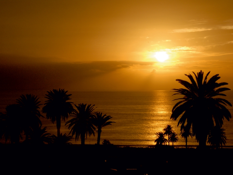 Ein Motiv aus dem Kalender Der Tag klingt aus - Sonnenuntergang im Valle Gran Rey - La Gomera