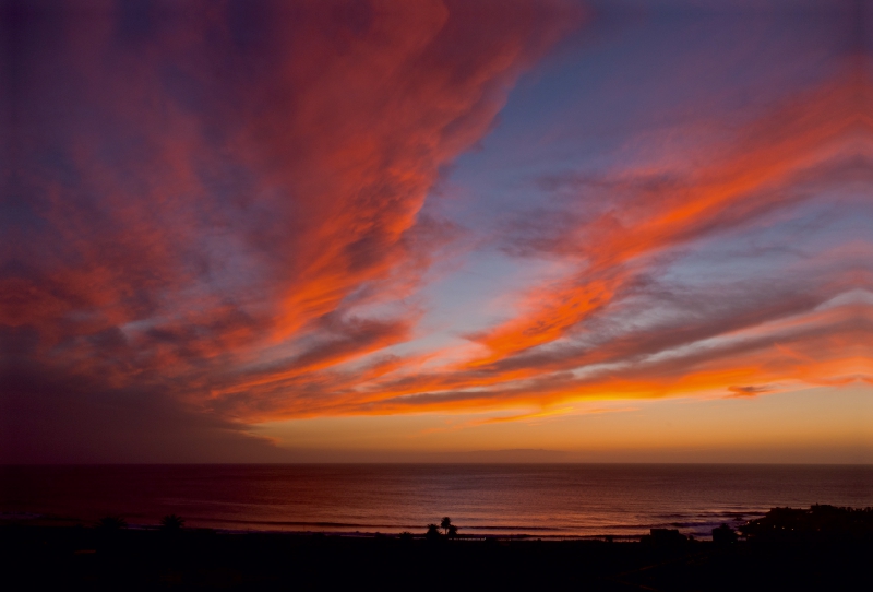 Ein Motiv aus dem Kalender Der Tag klingt aus - Sonnenuntergang im Valle Gran Rey - La Gomera