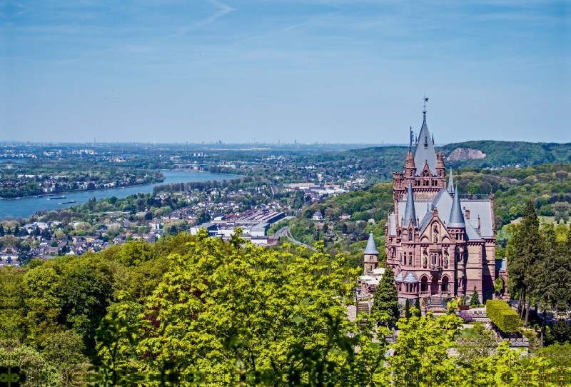 Ein Motiv aus dem Kalender Der Drachenfels - Schöne Aussichten