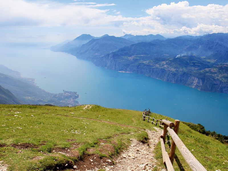 Blick vom Monte Baldo auf den Gardasee