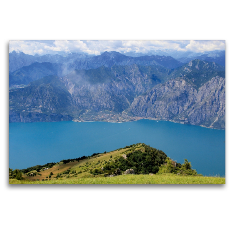 Blick vom Monte Baldo auf Limone sul Garda