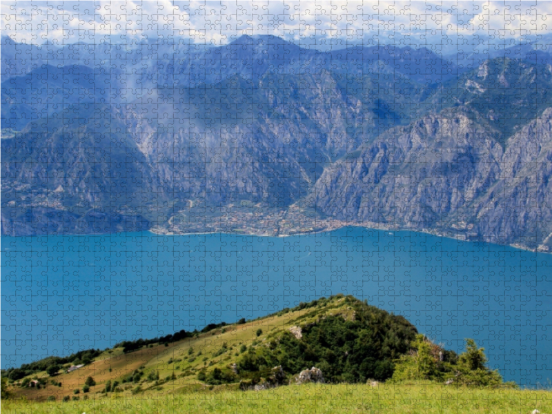 Blick vom Monte Baldo auf Limone sul Garda