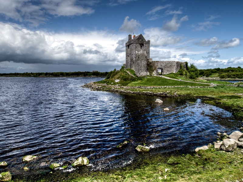 Dunguaire Castle