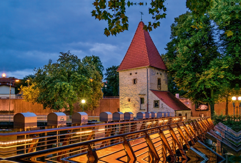 Penickelturm zur blauen Stunde in Osnabrück