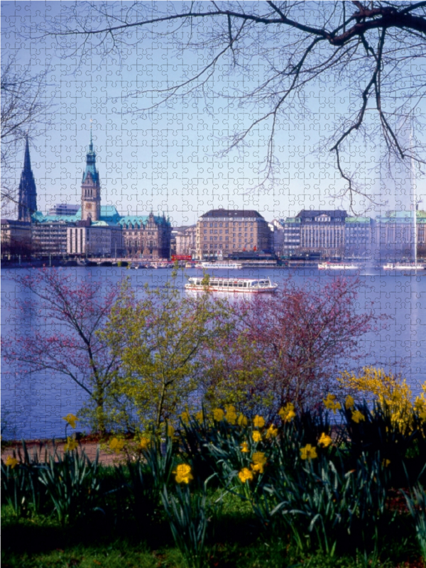 Die Hamburger Skyline im Frühling