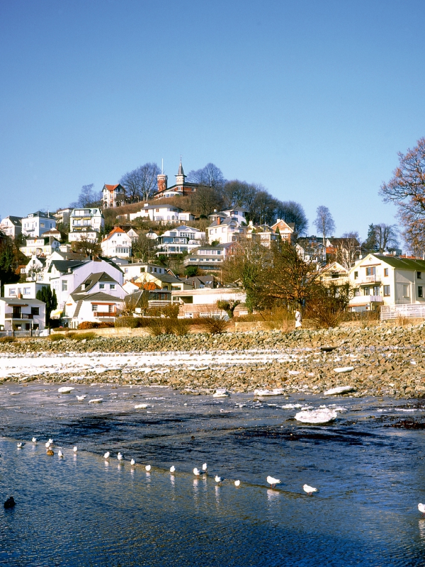 Blick auf den Süllberg in Blankenese