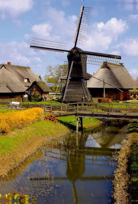 Schöpfwindmühle in Vier- und Marschland