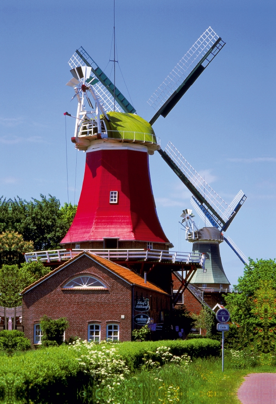 Doppelwindmühlen in Greetsiel, Ostfriesland