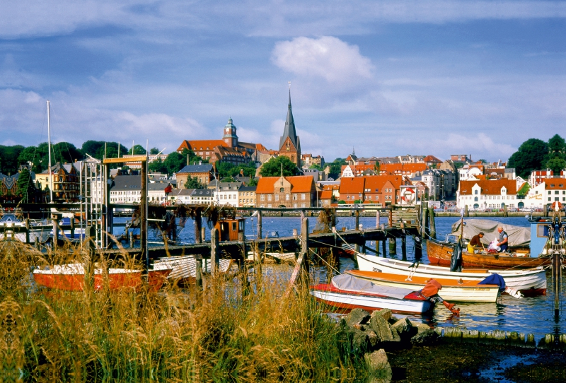 Fischerhafen und Stadtansicht Flensburg